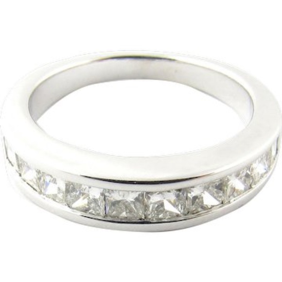 Vintage 14 Karat White Gold Princess Cut Diamond Wedding Band Size 6 #2516 - Picture 1 of 6